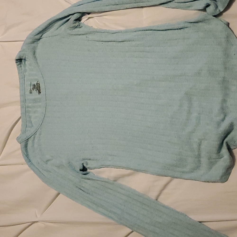 Long sleeve light blue shirt
